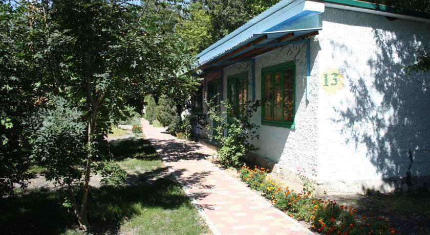 Гостевой дом Biryuza-Yug Baza Otdykha Бетта